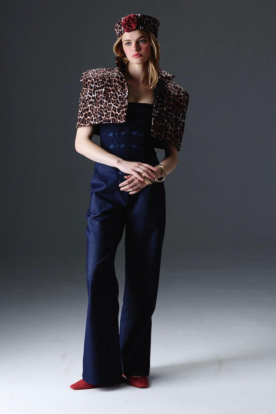 Sienna Leopard Cape