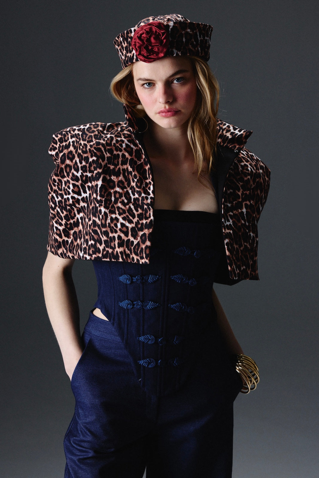 Sienna Leopard Cape