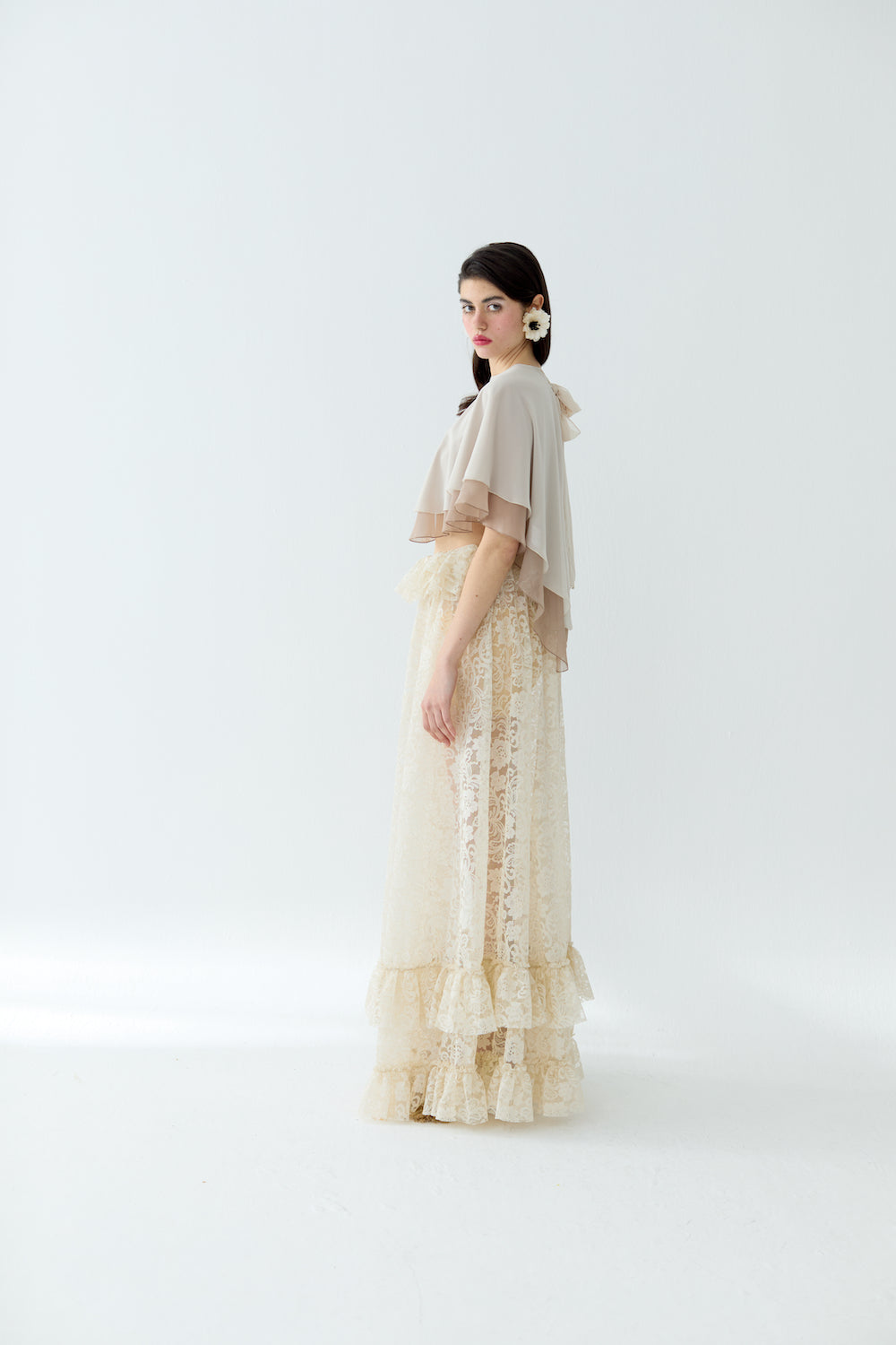 Dahlia Beige Cape