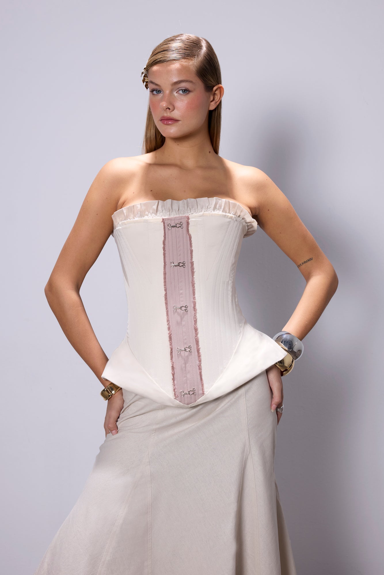 Victoria Ecru Corset Set